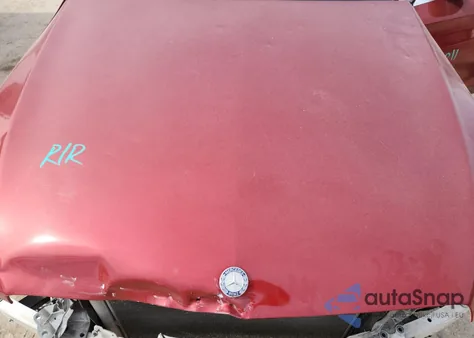 2016 Mercedes-Benz C 300 z USA, uszkodzony, nr VIN 55SWF4JB3GU151487